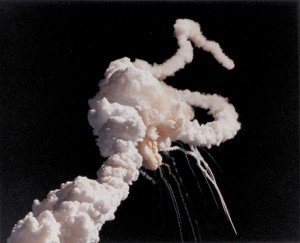 Challenger_explosion-e1359416645439