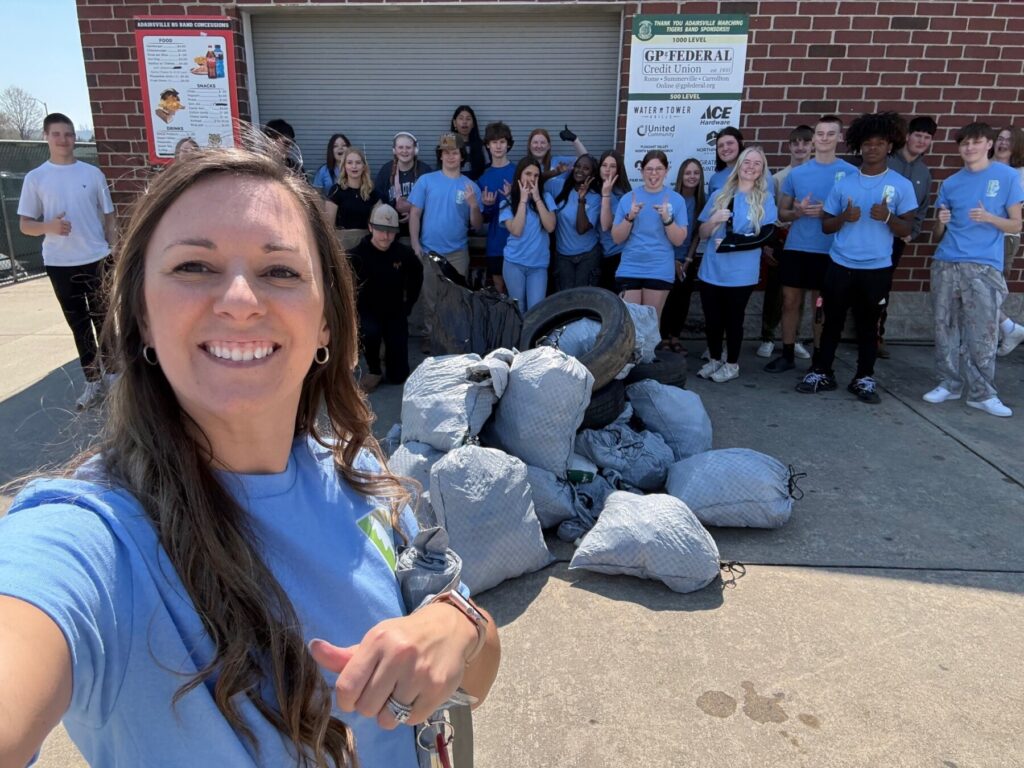 Group photo of Adairsville High School environmental students who cleaned up