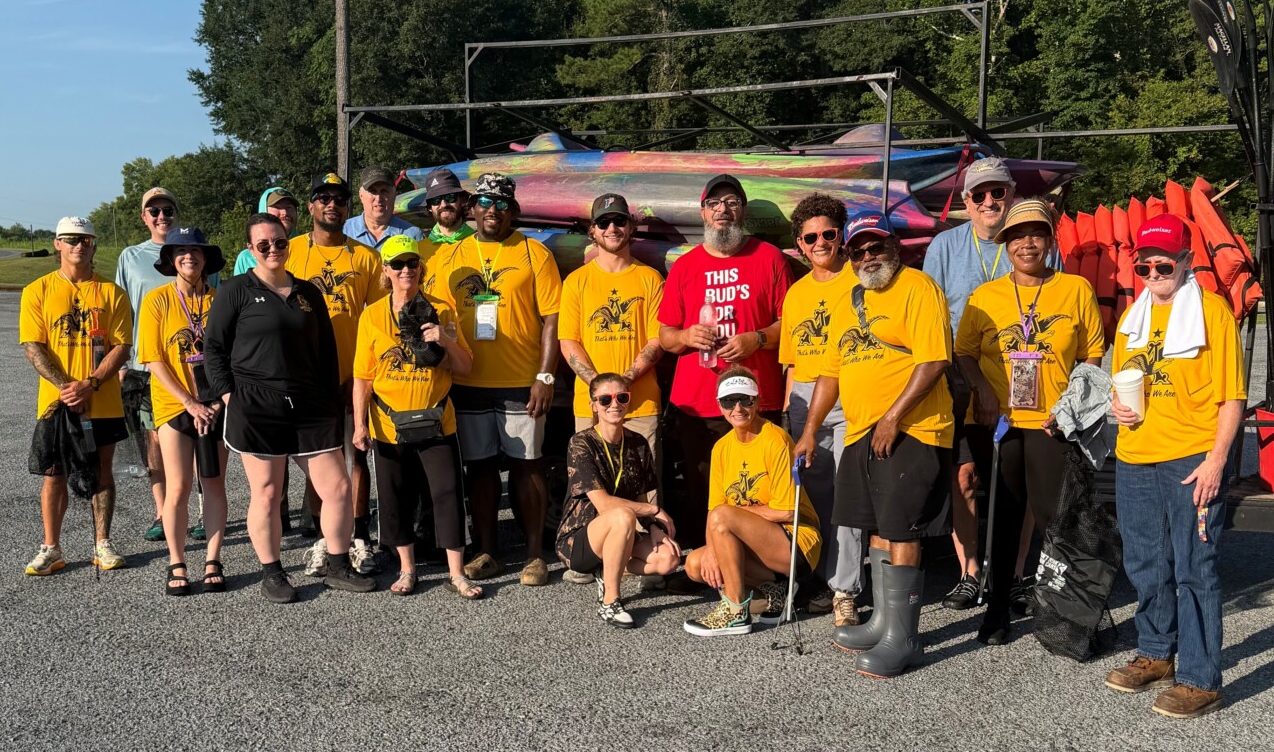 Anheuser Busch Volunteers- group shot